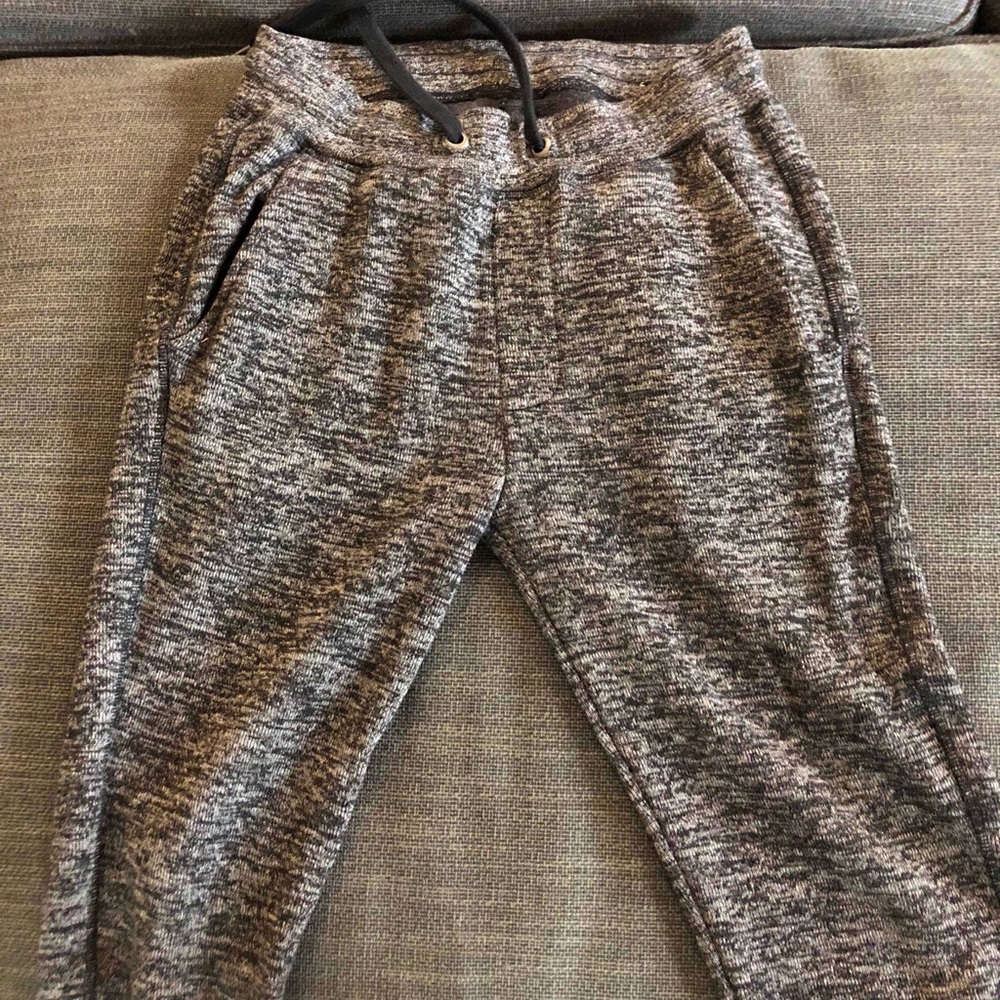 American Eagle joggers